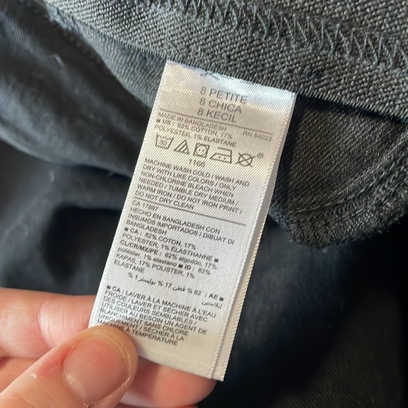 BNWT Old Navy Super Skinny Black Jeggings Petite - Picture 7 of 7